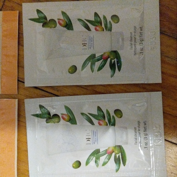 DHC skin care samples - Picture 5 of 10